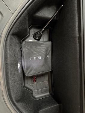 2018 Tesla Model S 75D