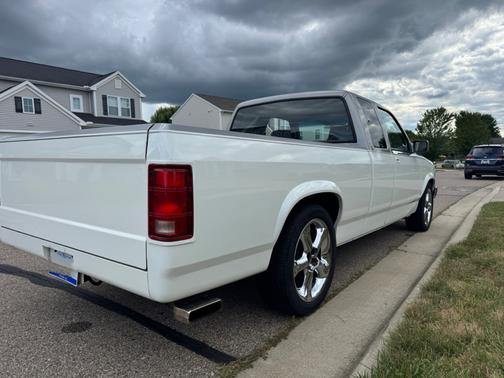 1992 Dodge Dakota Club Cab