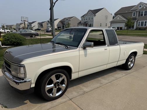 1992 Dodge Dakota Club Cab