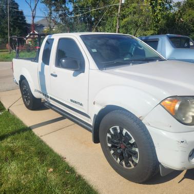 2009 Suzuki Equator Premium Extended Cab
