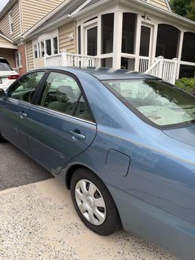 Blue 2004 Toyota Camry LE