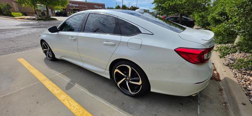 White 2019 Honda Accord Sport 2.0T