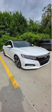 White 2019 Honda Accord Sport 2.0T