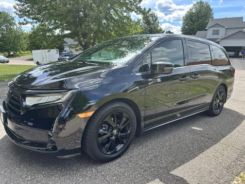 Black 2023 Honda Odyssey Sport