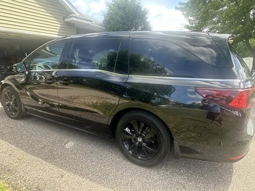 Black 2023 Honda Odyssey Sport