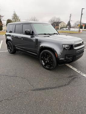 2024 Land Rover Defender 110 P525 V8