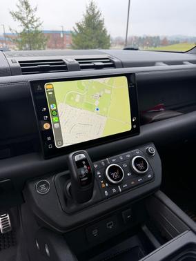 2024 Land Rover Defender 110 P525 V8