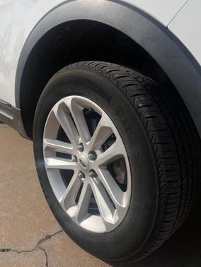 2015 Ford Explorer Base