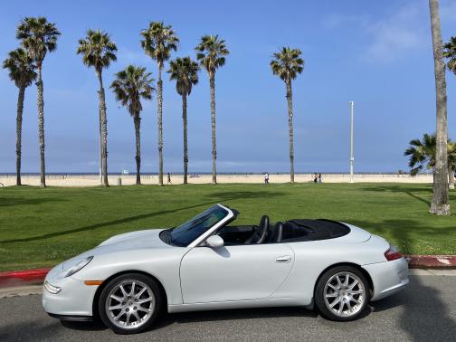2000 Porsche 911 Carrera Cabriolet