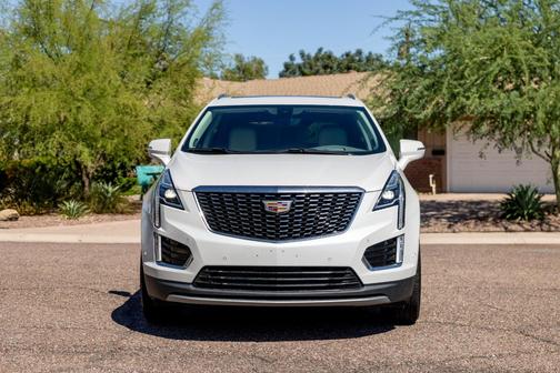 White 2023 Cadillac XT5 Premium Luxury