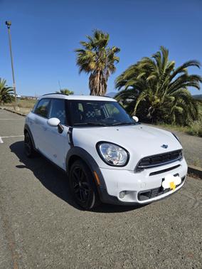 2015 MINI Countryman Cooper S