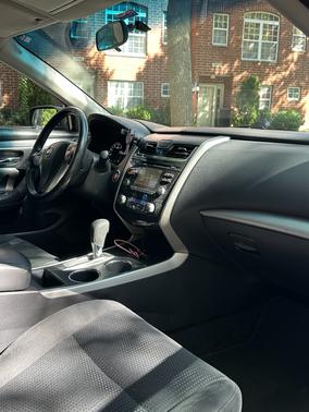 Blue 2015 Nissan Altima 2.5 SV