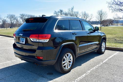 2017 Jeep Grand Cherokee Laredo