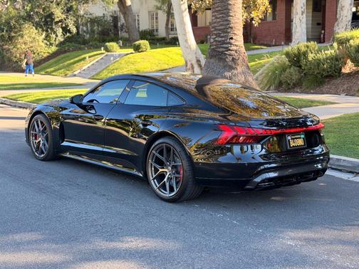Black 2022 Audi RS e-tron GT Base