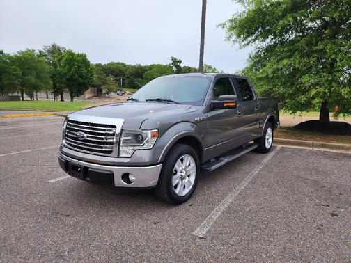 Gray 2013 Ford F-150 Lariat