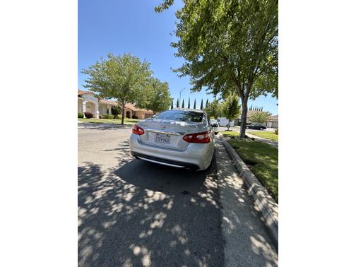 2016 Nissan Altima 2.5 SV