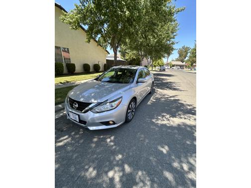 2016 Nissan Altima 2.5 SV