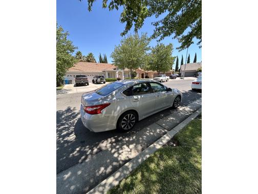 2016 Nissan Altima 2.5 SV