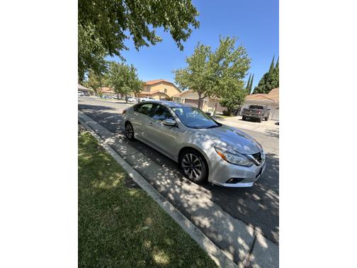 2016 Nissan Altima 2.5 SV