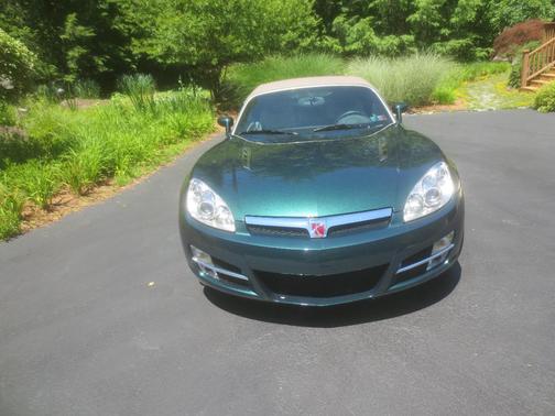 Green 2007 Saturn Sky Base