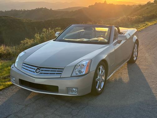 2006 Cadillac XLR Base