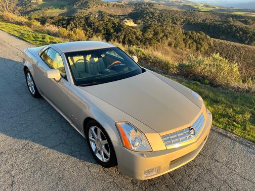 2006 Cadillac XLR Base