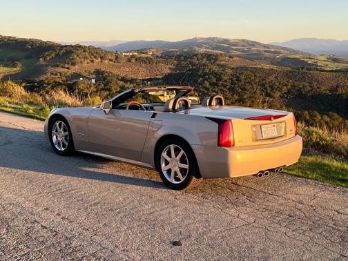 2006 Cadillac XLR Base