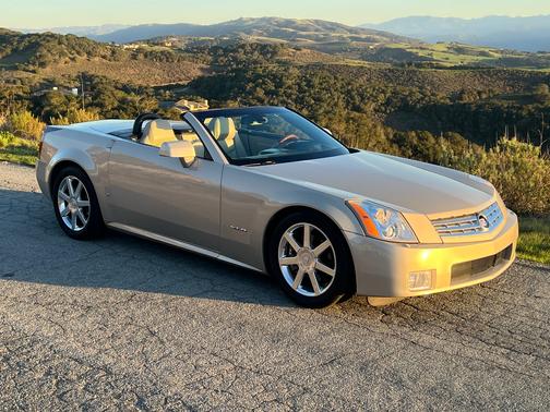 2006 Cadillac XLR Base