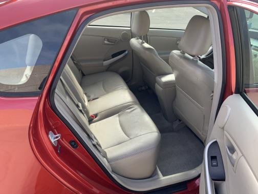 2011 Toyota Prius III