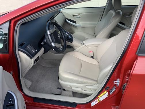 2011 Toyota Prius III