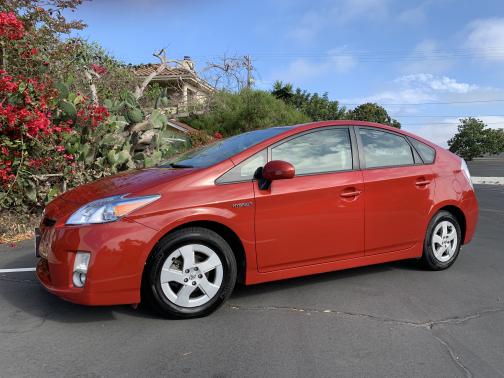 2011 Toyota Prius III