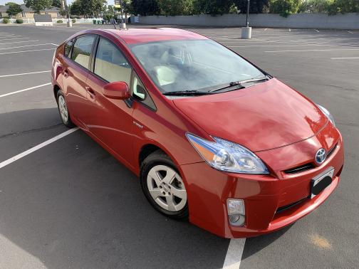 2011 Toyota Prius III