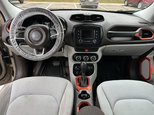 Beige 2015 Jeep Renegade Latitude