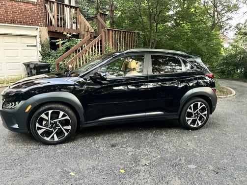 Black 2023 Hyundai KONA Limited