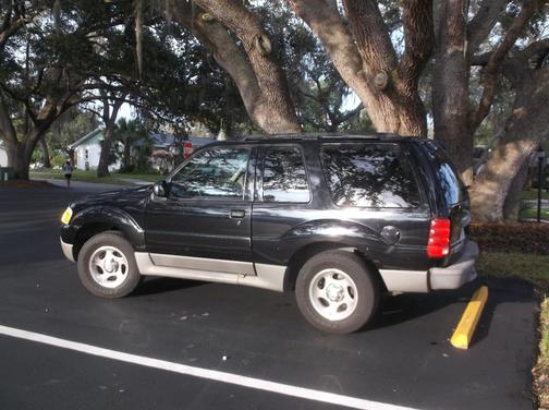Black 2003 Ford Explorer Sport XLS