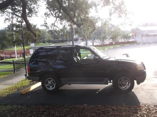 Black 2003 Ford Explorer Sport XLS