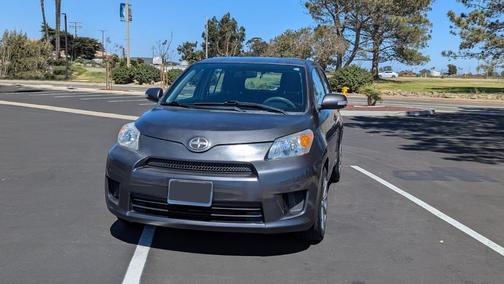 Gray 2009 Scion xD Base
