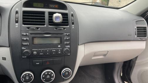 Black 2009 Kia Spectra EX