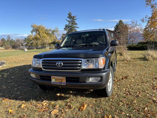 2005 Toyota Land Cruiser Base