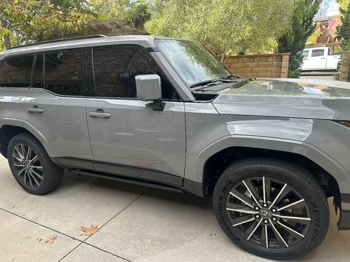 2025 Lexus GX 550 Luxury+