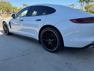 2020 Porsche Panamera Panamera 4