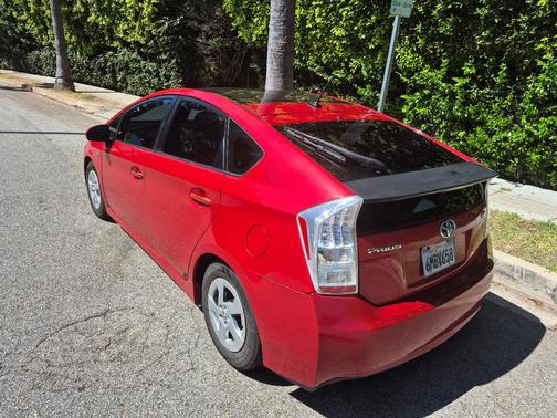 Red 2010 Toyota Prius IV