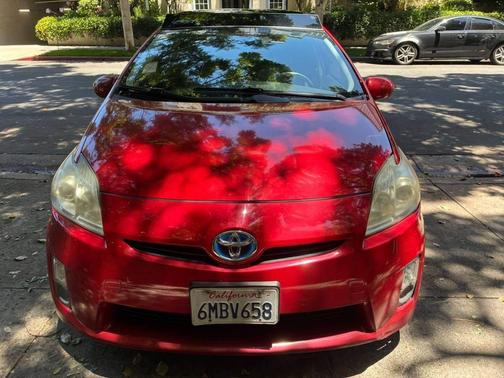 Red 2010 Toyota Prius IV