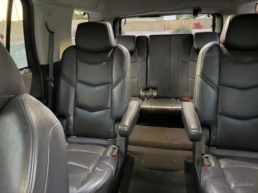 Black 2020 Cadillac Escalade Premium Luxury
