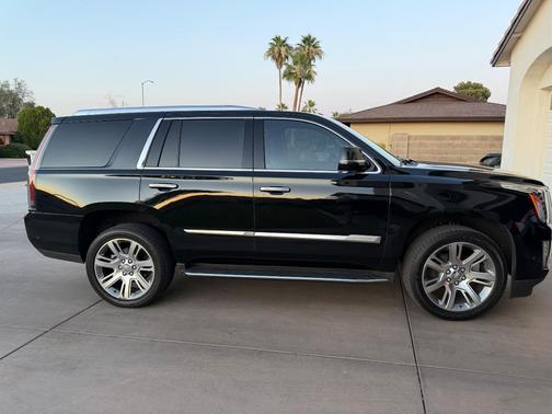 Black 2020 Cadillac Escalade Premium Luxury