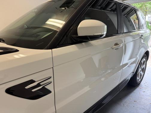 White 2020 Land Rover Range Rover Sport HSE MHEV