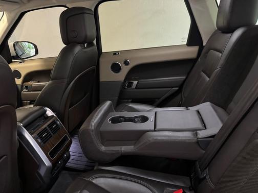 White 2020 Land Rover Range Rover Sport HSE MHEV