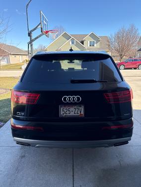 2019 Audi Q7 45 Premium Plus