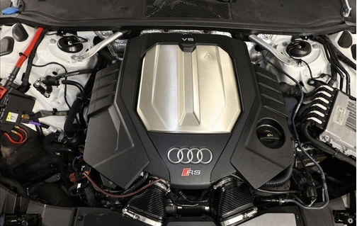 White 2021 Audi RS 7 4.0T