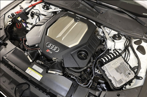 White 2021 Audi RS 7 4.0T